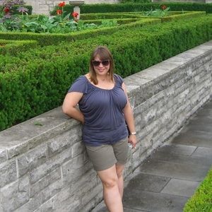 H&M Olive Cuffed Shorts